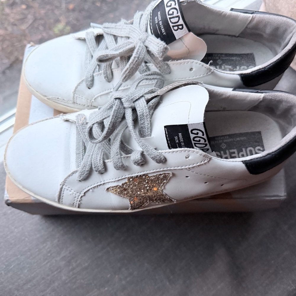 Golden Goose White Sneakers with Gold Glitter Star and Black Heel - Picture 5 of 5